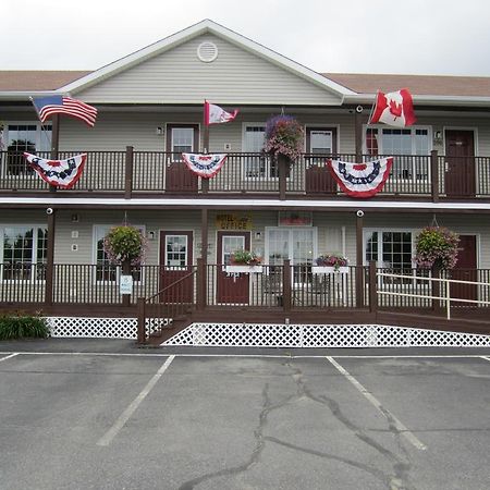 Jackman Bishops Country Inn Motel מראה חיצוני תמונה